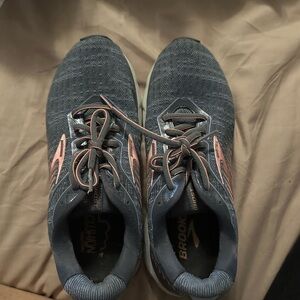 Brooks Navy and Coral Athletic Shoes 9.5